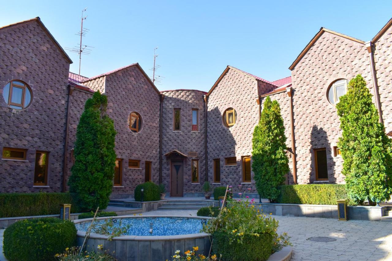 Ureni Hotel Kasagh المظهر الخارجي الصورة