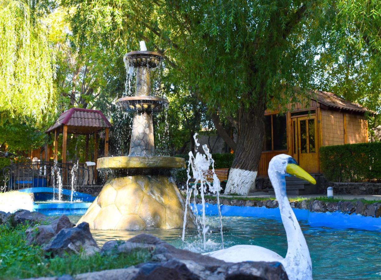 Ureni Hotel Kasagh المظهر الخارجي الصورة